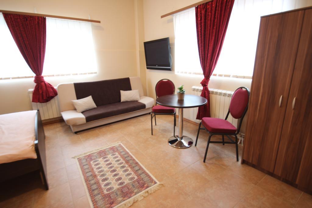 Bed & Breakfast Vertigo Beograd Bagian luar foto